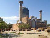 Usbekistan Travels On Its Own